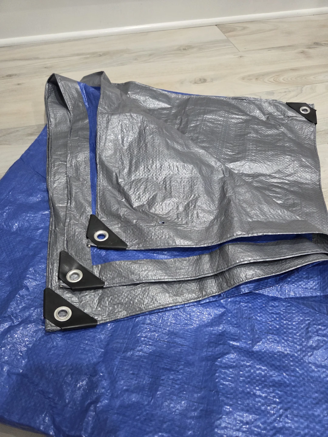 Camping tent with tarp - photo 4