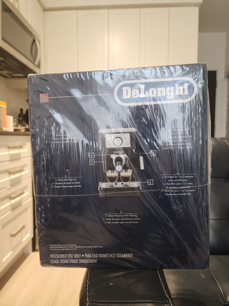 DeLonghi Stilosa Espresso & Cappuccino Maker - New in Box! - photo 3