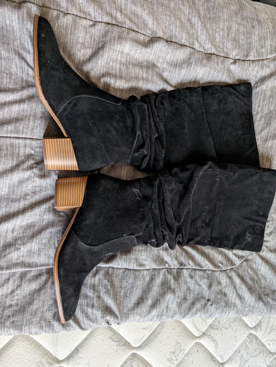 Amazon Essentials Black Suede Boots - Size 8