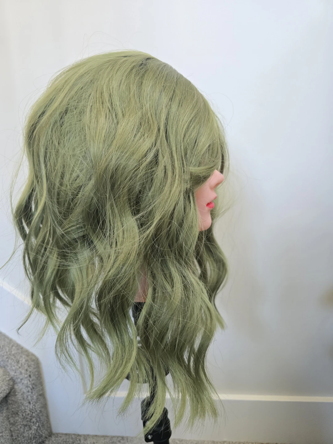 Green synthetic wig - photo 2