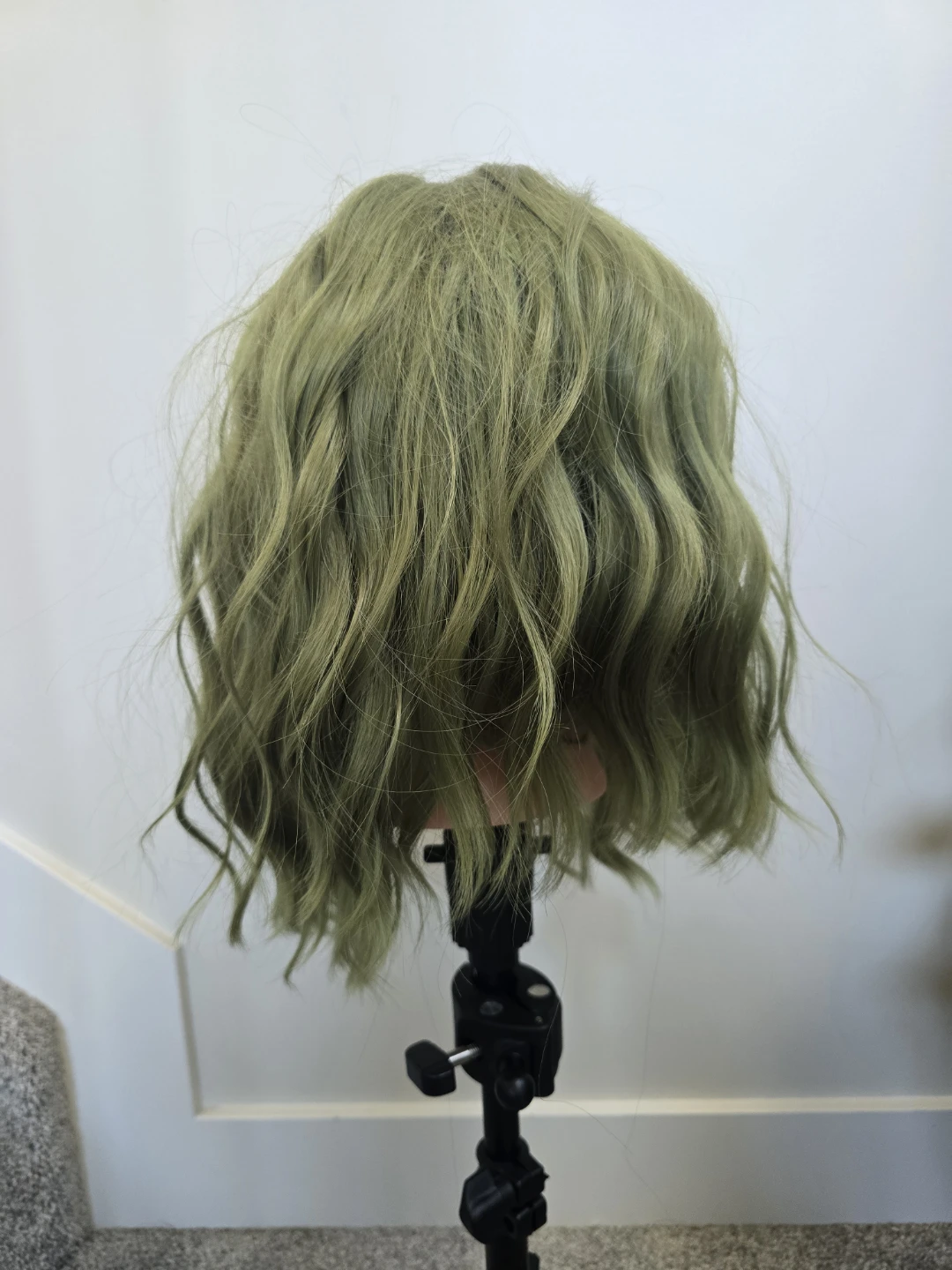 Green synthetic wig - photo 3