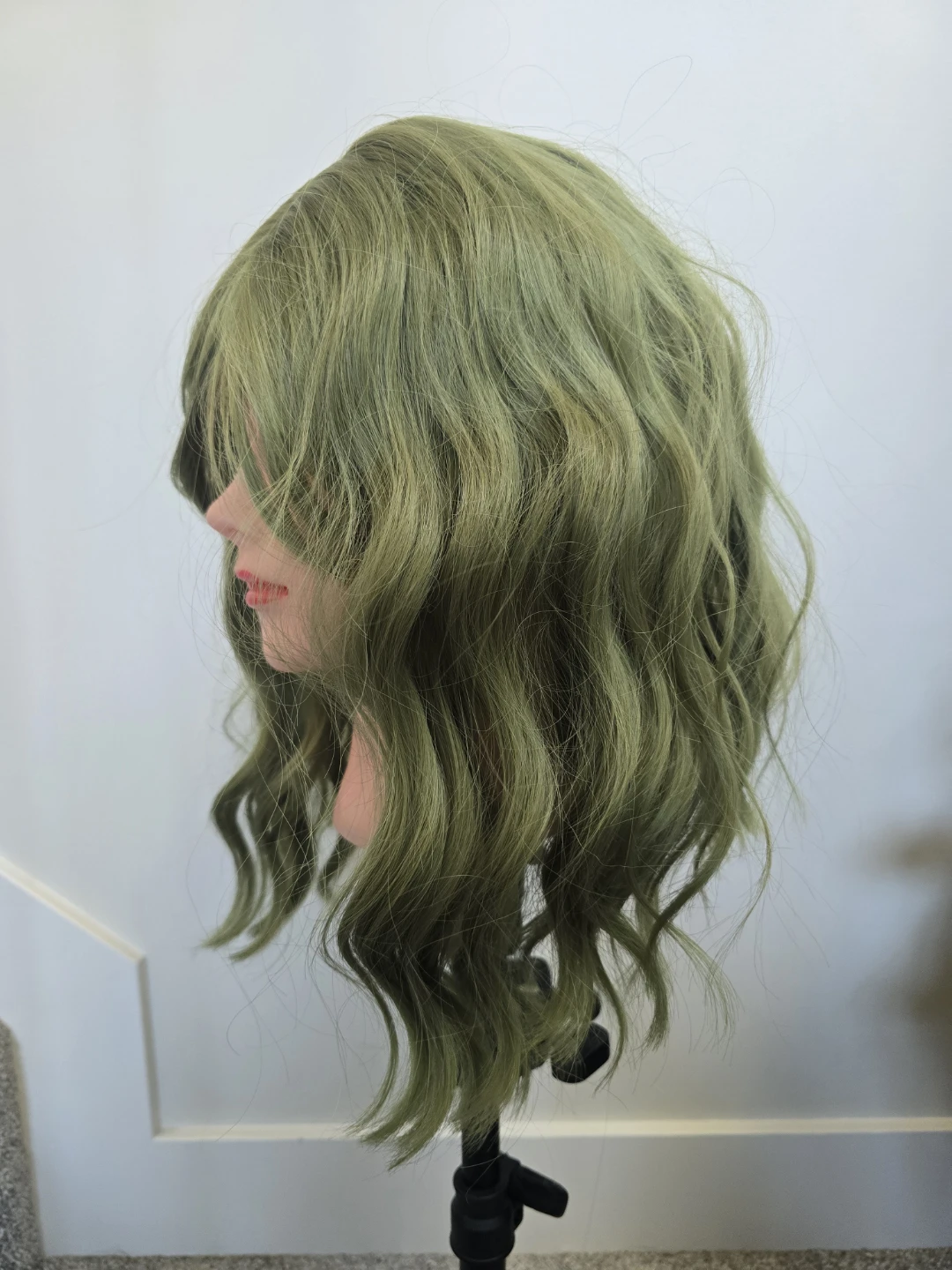 Green synthetic wig - photo 4