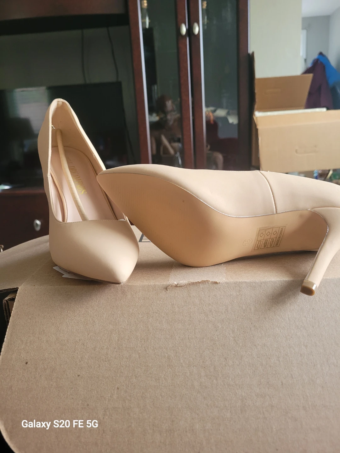 Dream Pairs Nude Pointed Pumps, Size 9.5 - photo 2