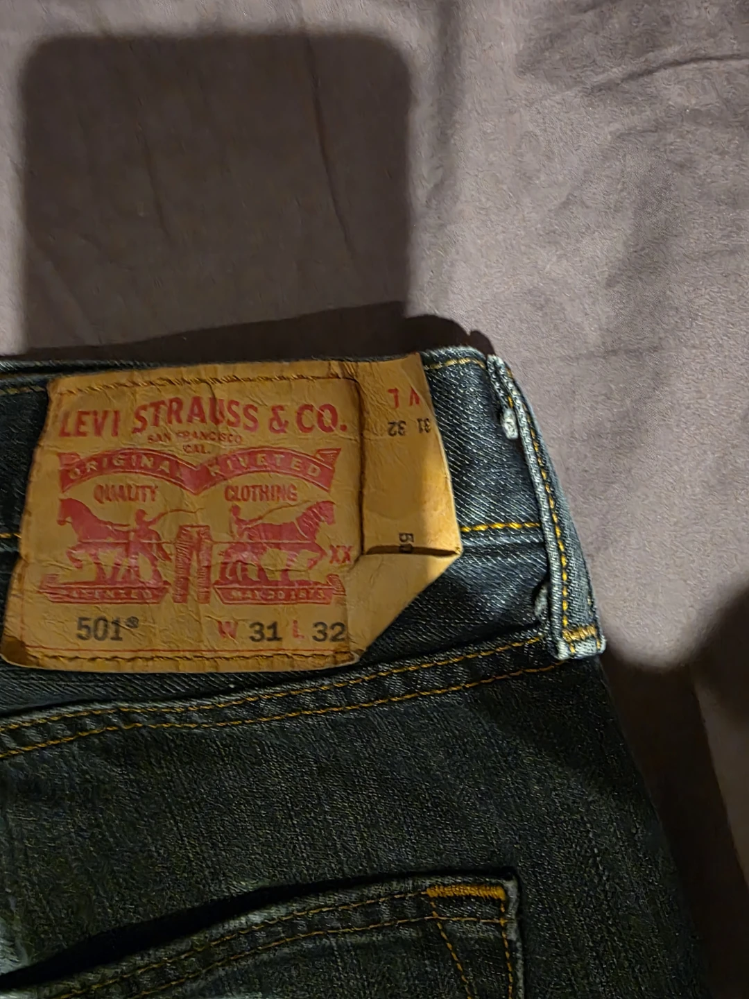 Levi's 501 Jeans, W31 L32 - photo 2