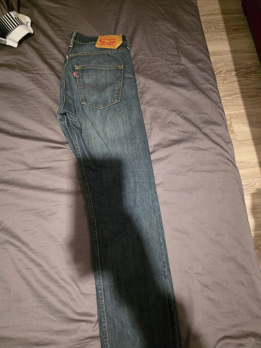 Levi's 501 Jeans, W31 L32 - photo 3