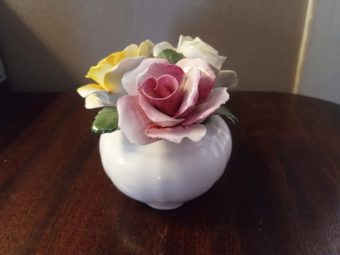 Healacraft Fine Bone China Flower Arrangement