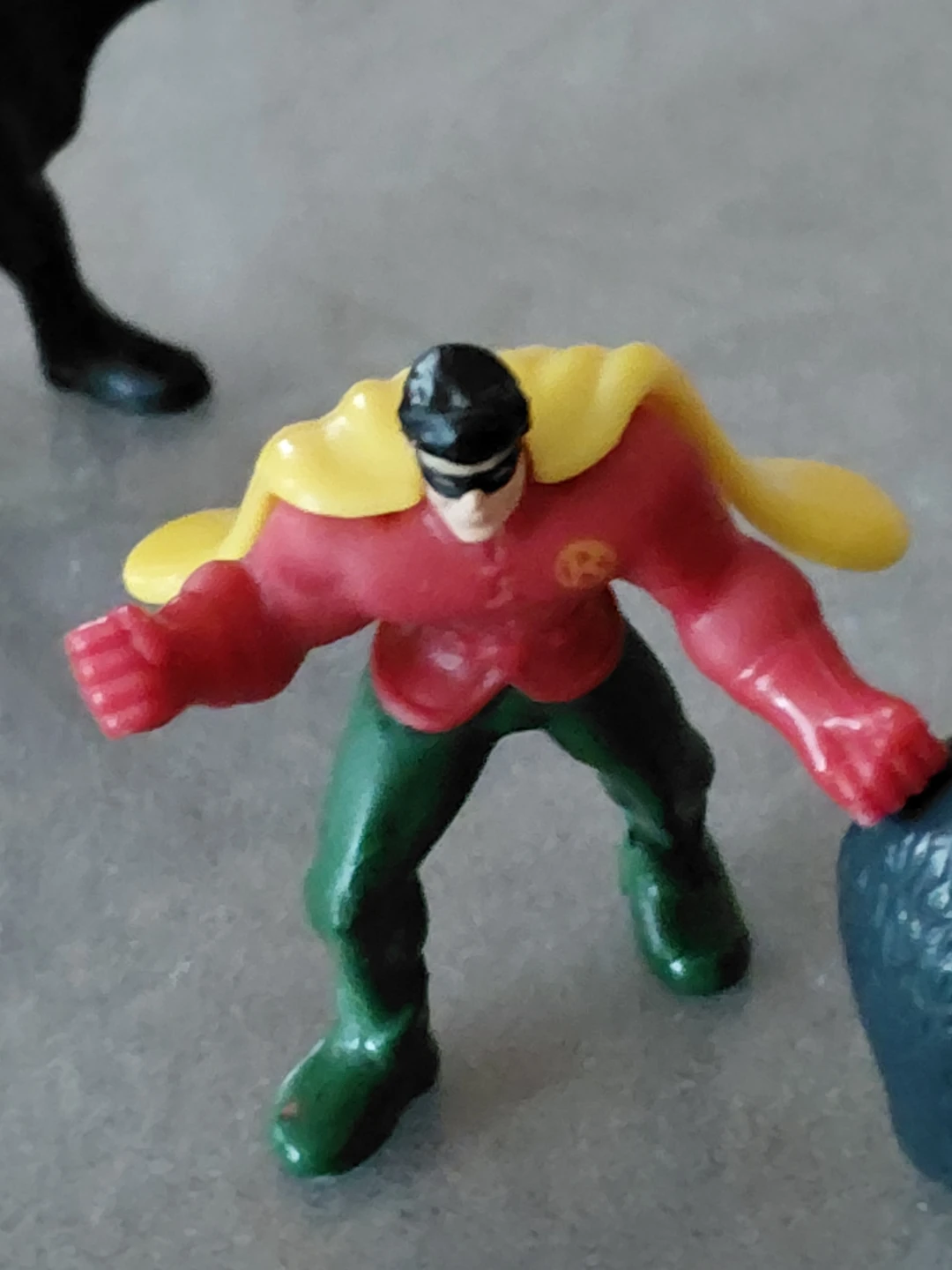 Batman, Robin, & Gorilla Grodd Action Figures - photo 3
