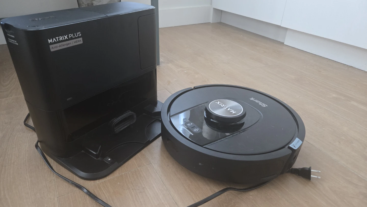 Shark Matrix Plus Robot vaccum