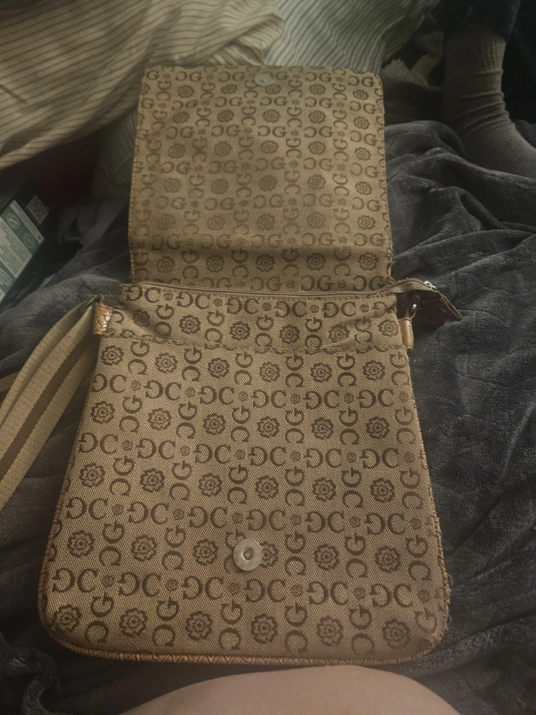 Guess Crossbody Bag - photo 4
