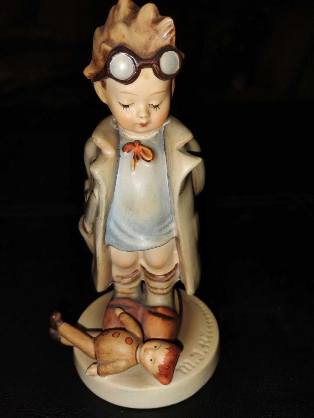 Vintage Goebel Hummel Figurine "Doctor"