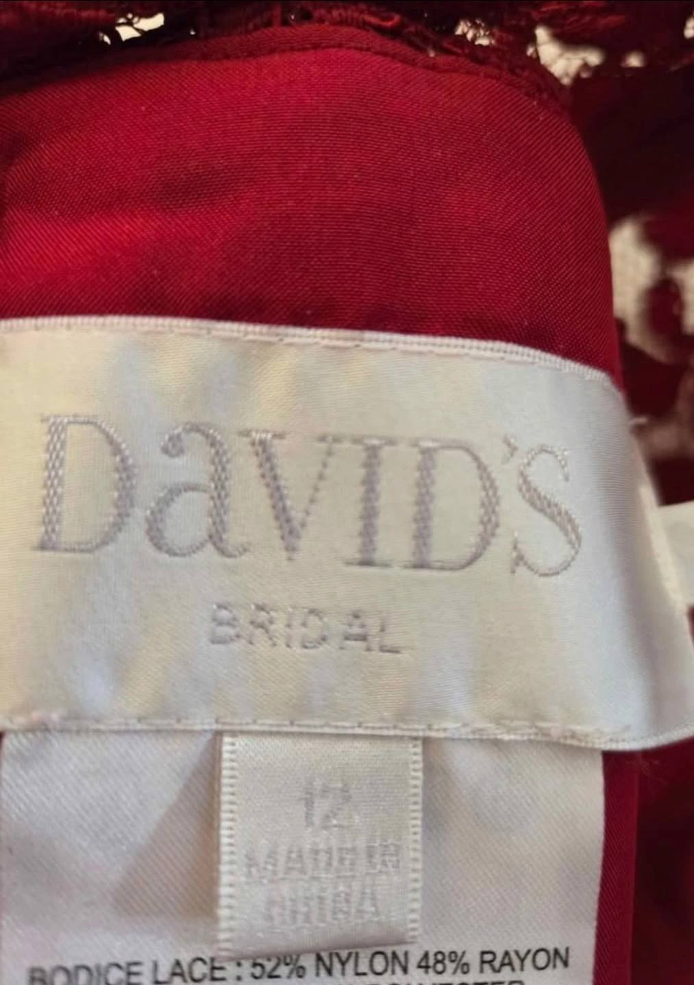 🥕🥕🥕🥕🥕David's Bridal Red One-Shoulder Gown - Size 12 - photo 2