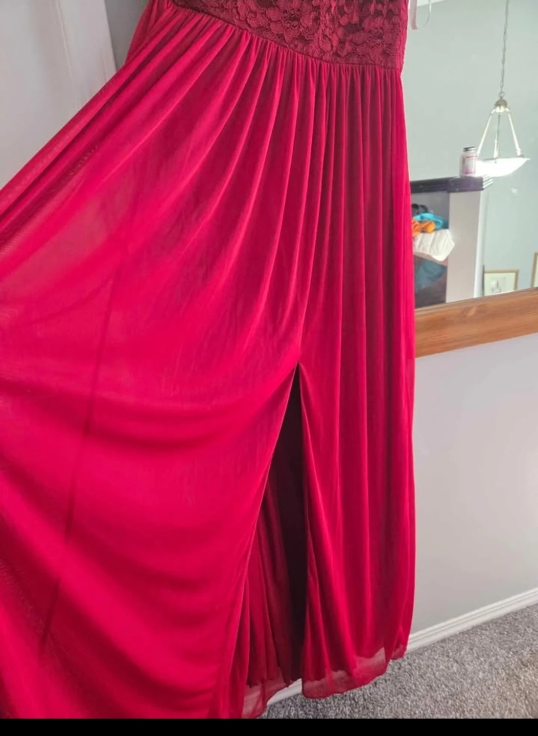 🥕🥕🥕🥕🥕David's Bridal Red One-Shoulder Gown - Size 12 - photo 3