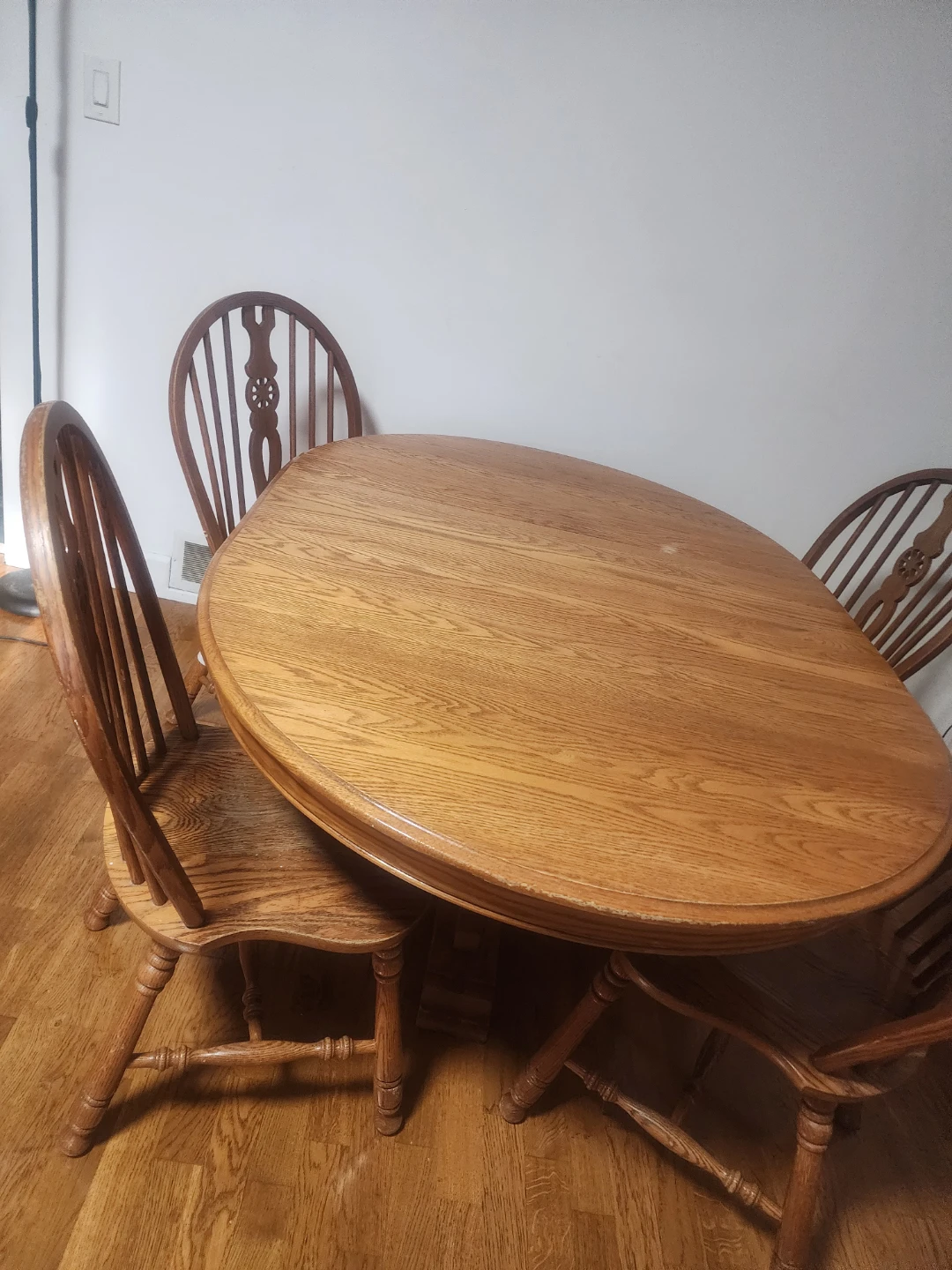 Oak Pedestal Dining Table - photo 4