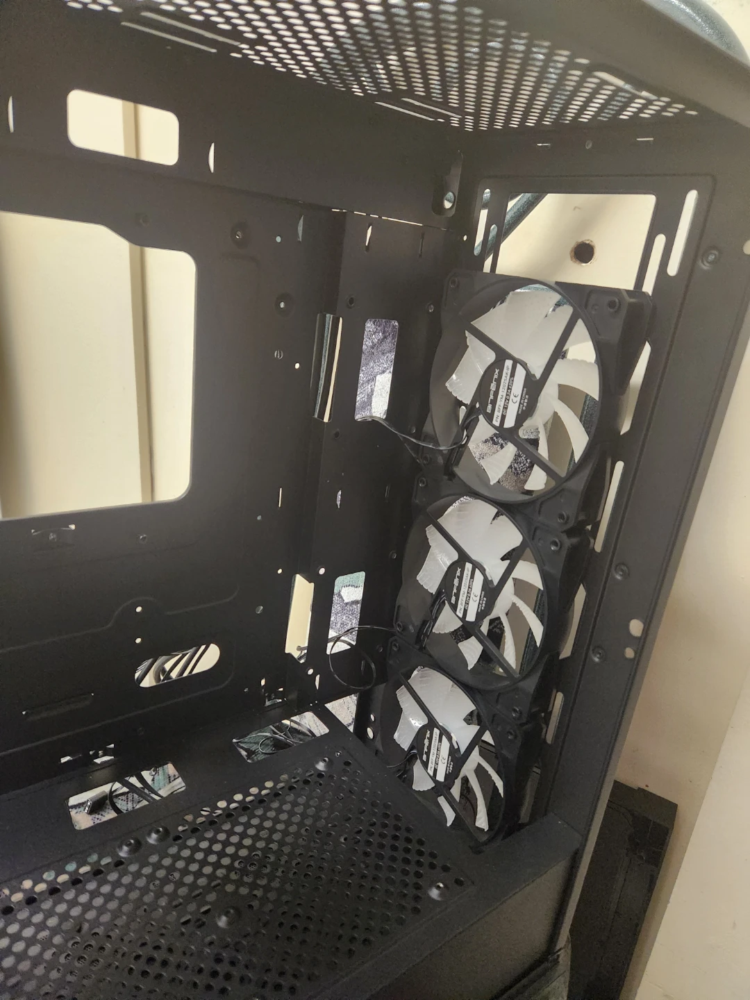 PC case only with 4 argb fans (news) with rgb hub - photo 5