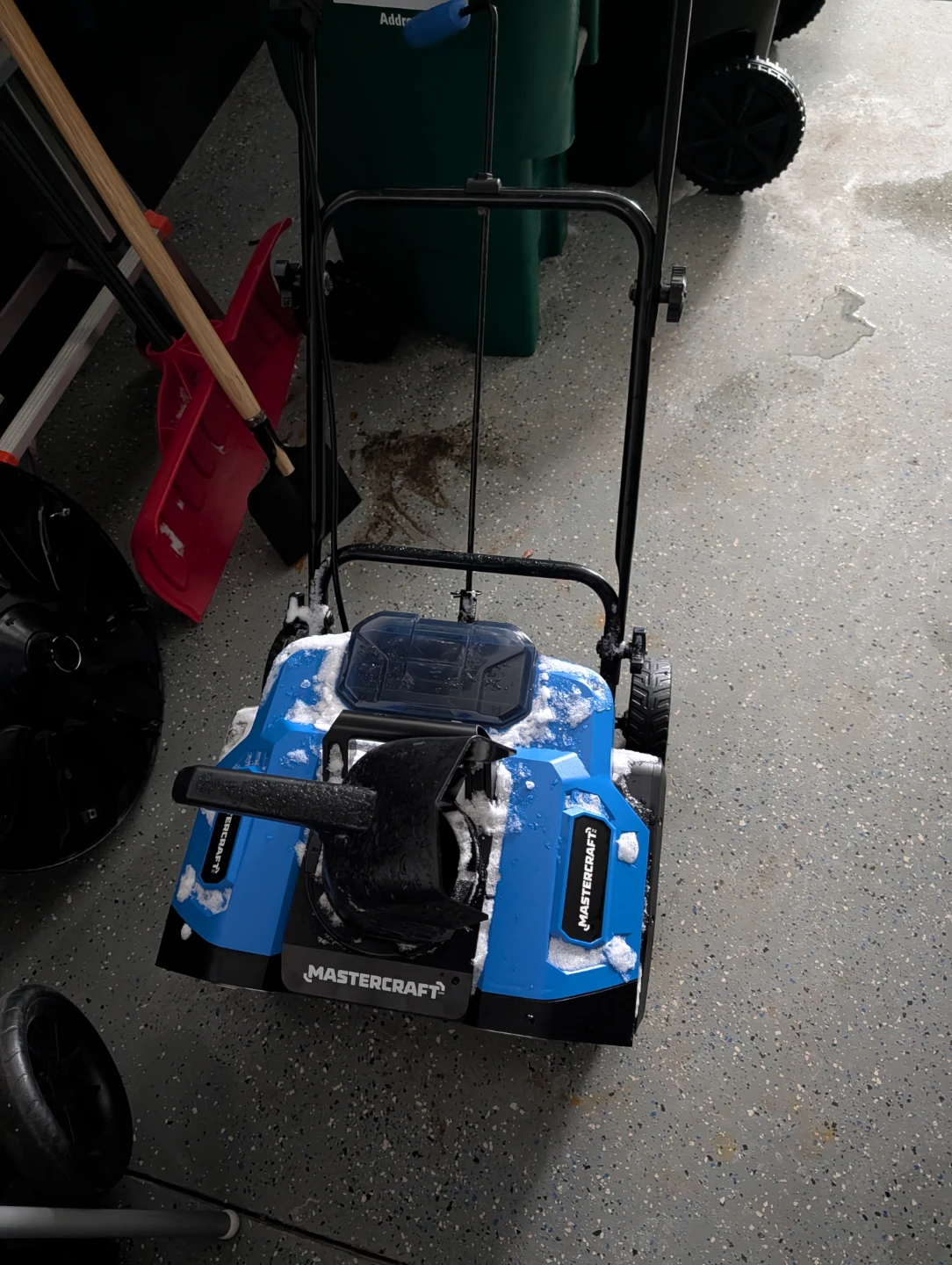 Mastercraft 2x 20V MAX Brushless Snowblower - photo 4