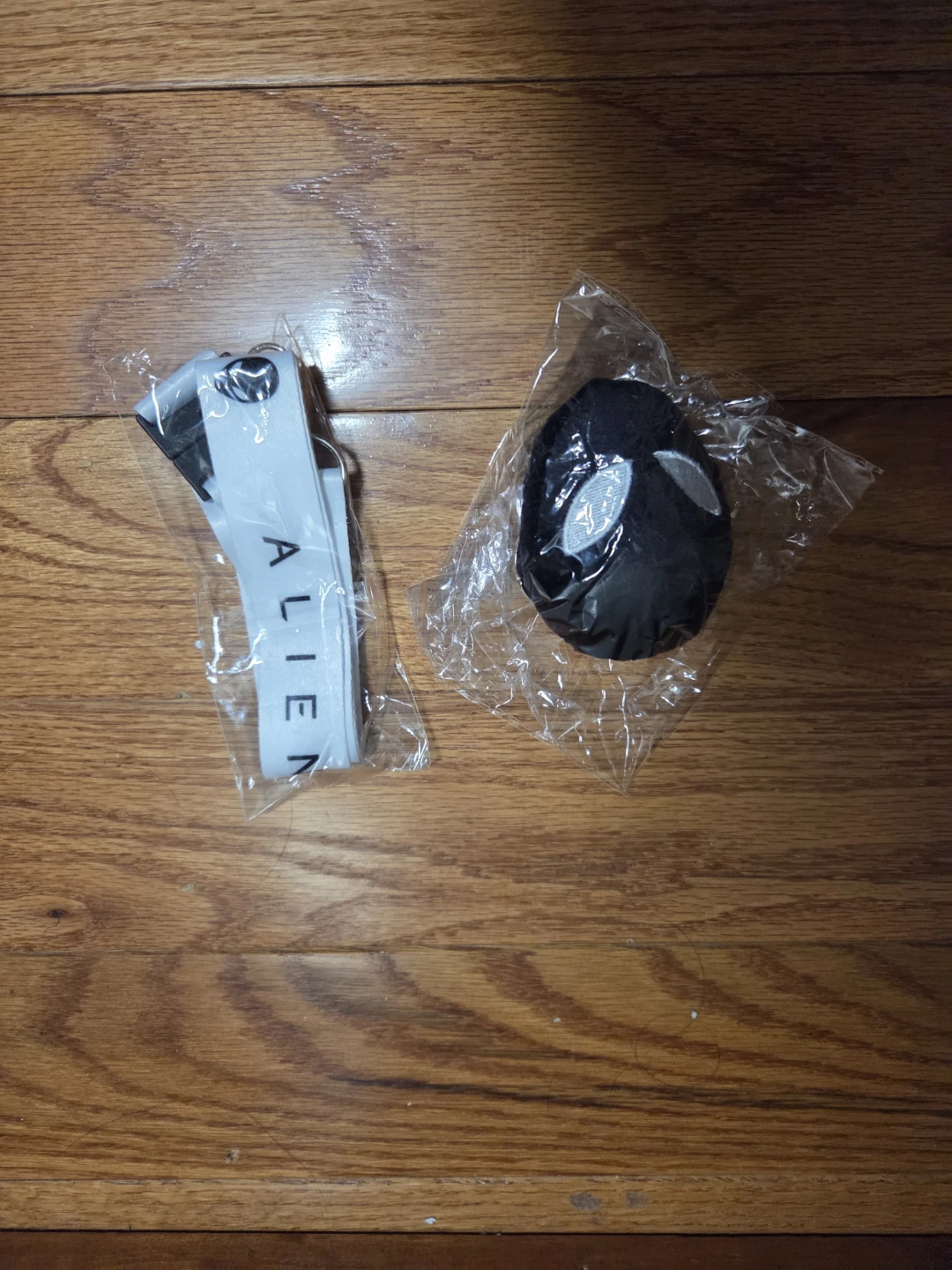 Alienware Lanyard & Xenomorph Plush New