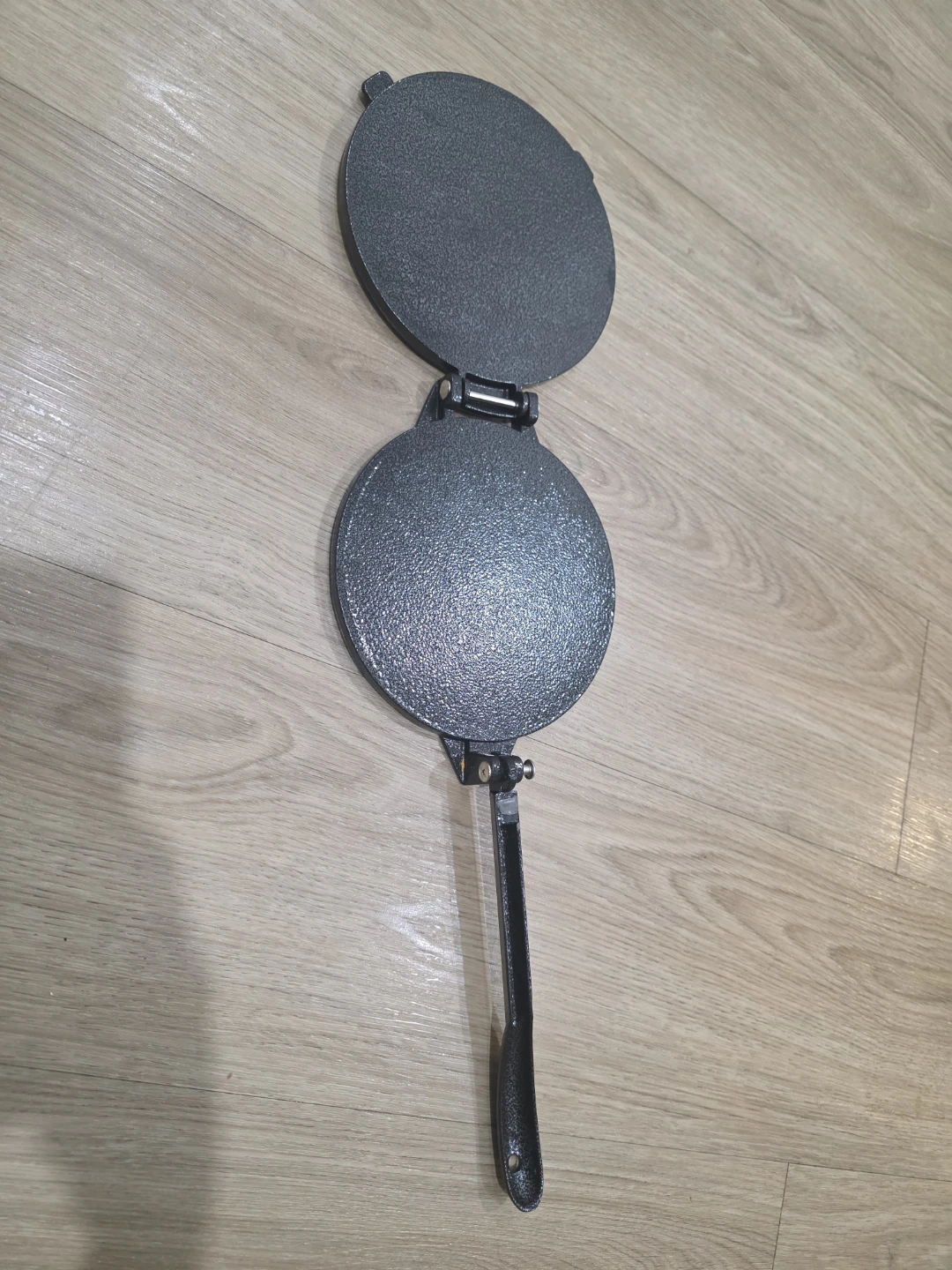 Tortilla Press - Cast Iron