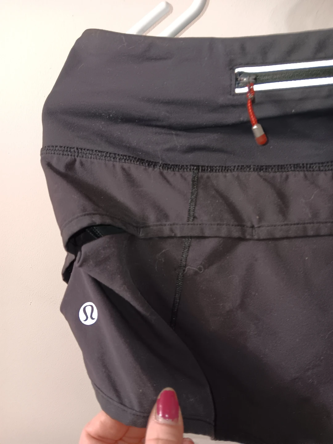 Lululemon Running Shorts, Size 6, in Black!! - photo 5