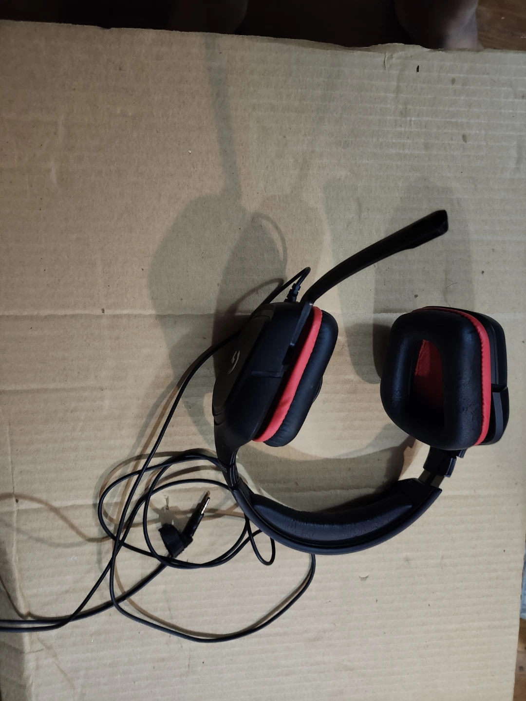 Logitech G332 Gaming Headset - Black & Red wired - photo 3