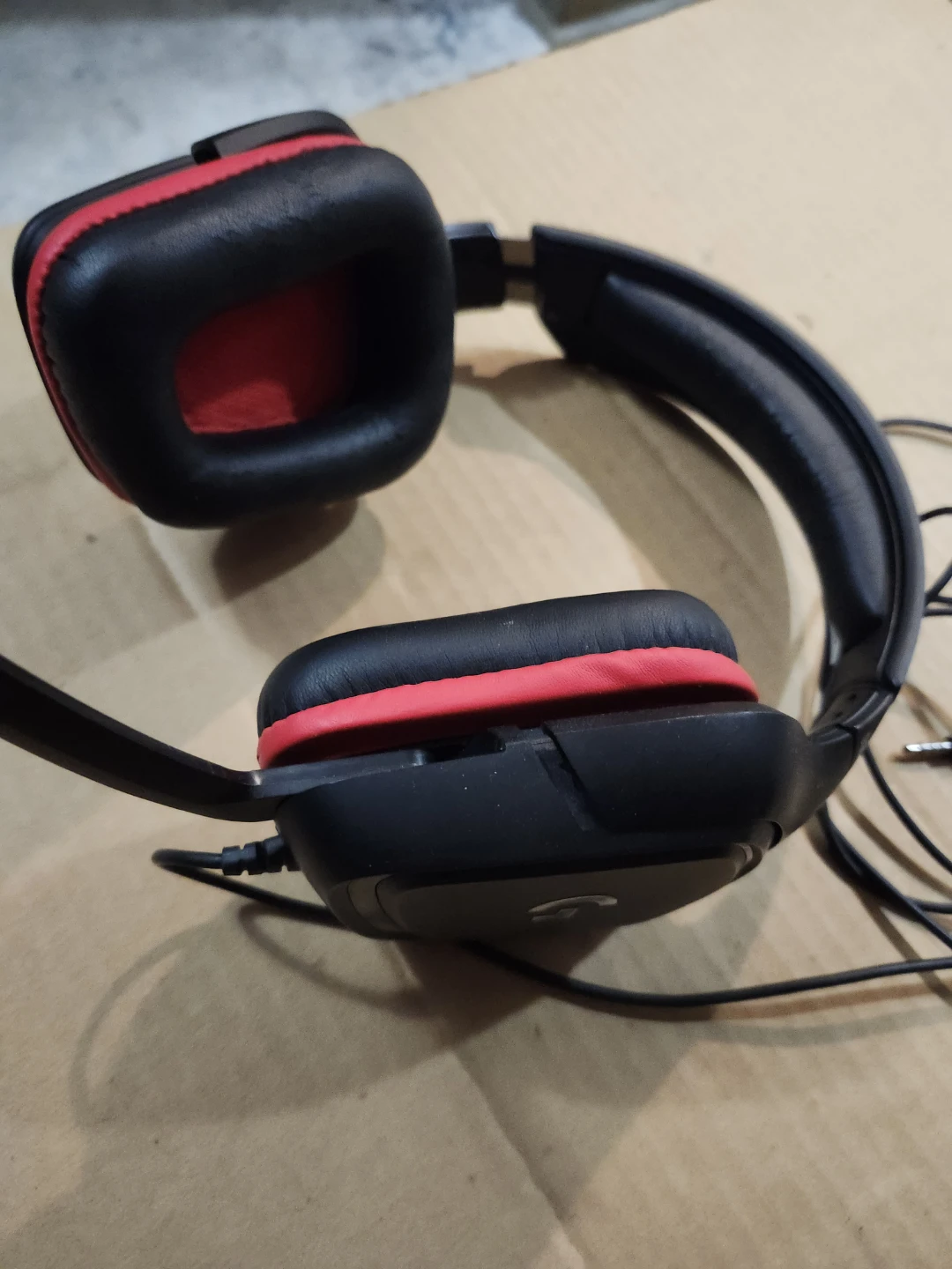 Logitech G332 Gaming Headset - Black & Red wired - photo 4