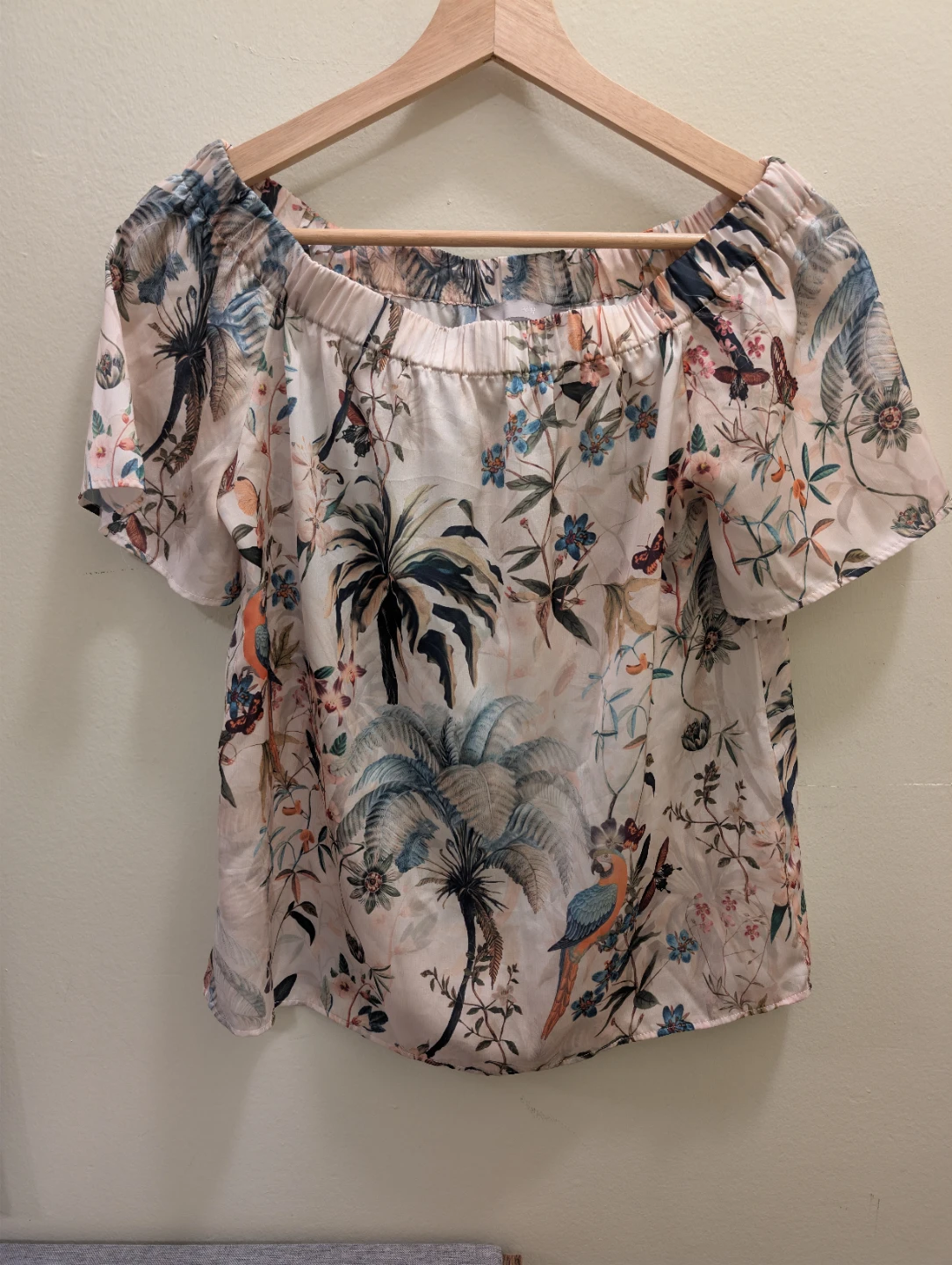 Floral Off-Shoulder Blouse