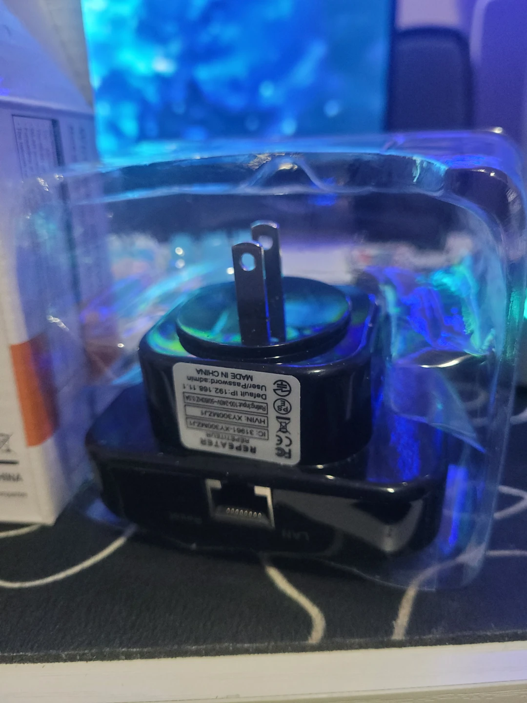 Wireless-N WiFi Repeater: XY-300MZJ1 - photo 3