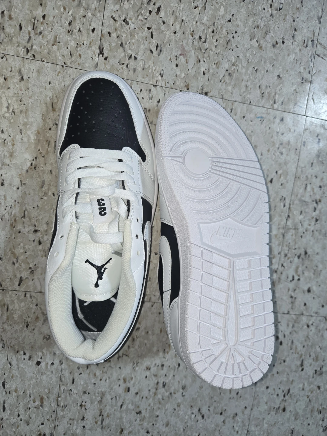 Nike Air Jordan 1 Low Black White - photo 5