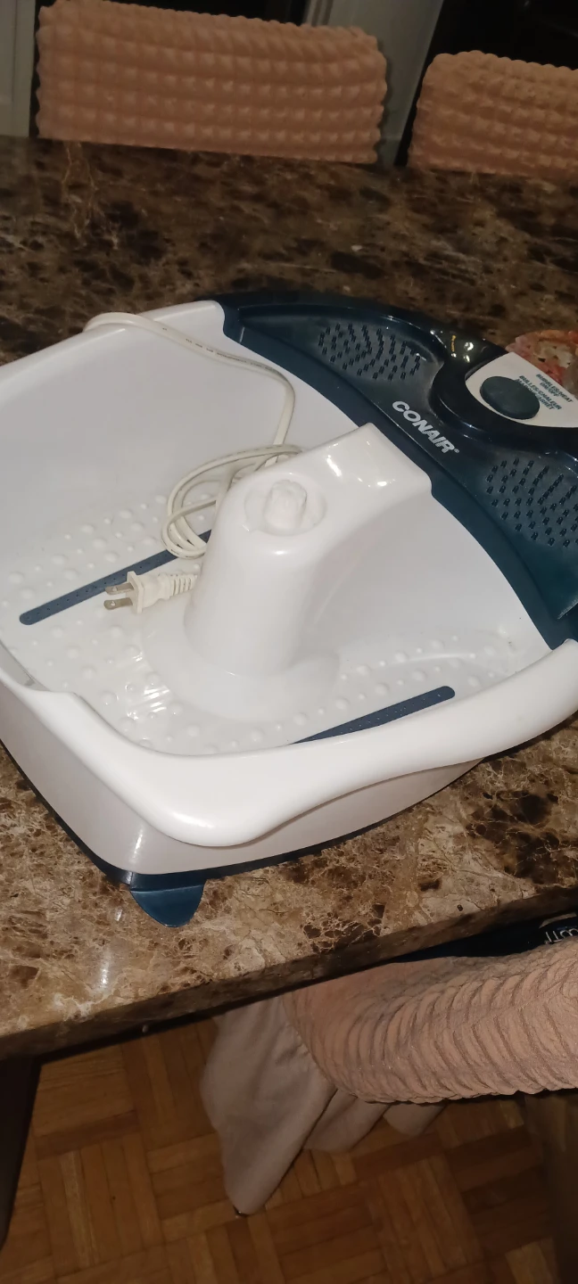 Conair Foot Spa Massager$20 - photo 2