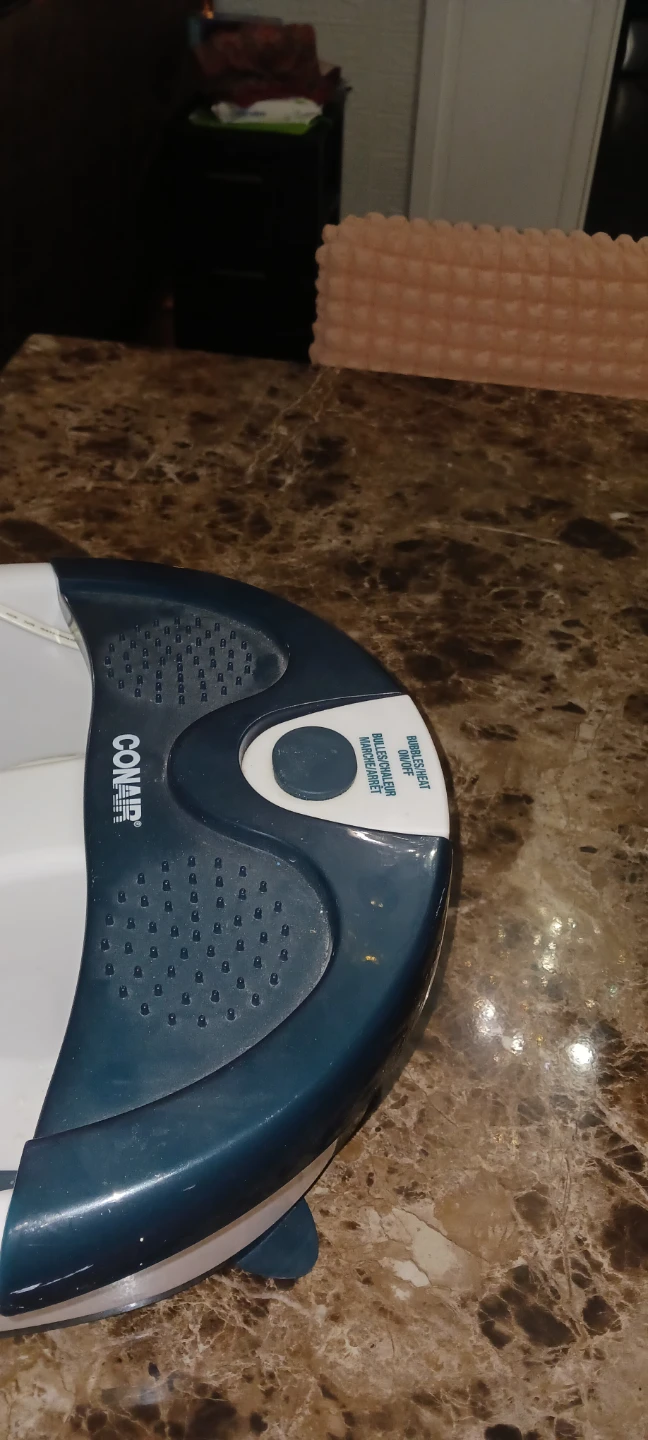 Conair Foot Spa Massager$20 - photo 5