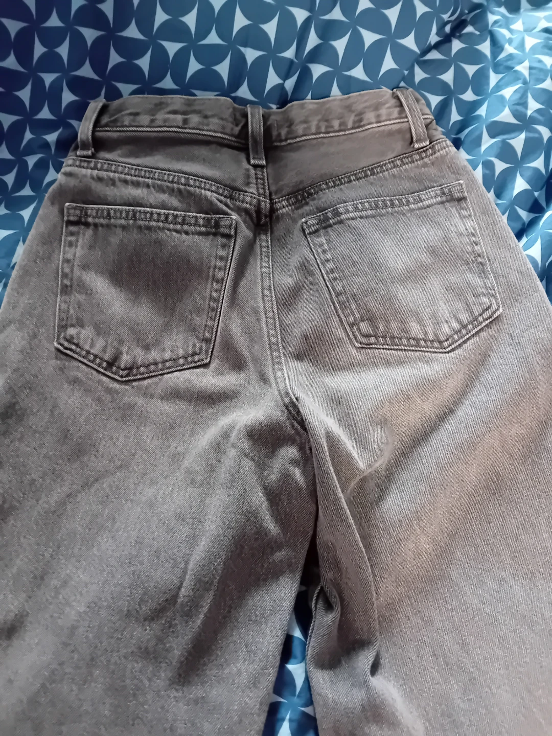 Price NEGOTIABLE: UNIQLO Grey Denim Jeans - photo 2