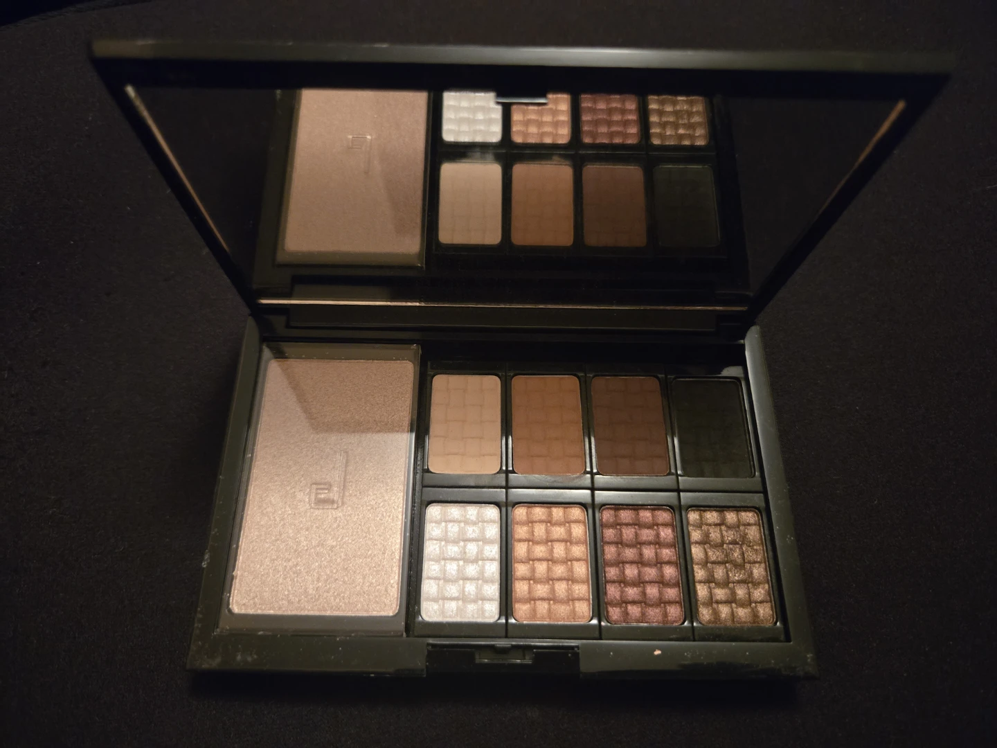 Doucce Freematic Eyeshadow Pro Palette - photo 2