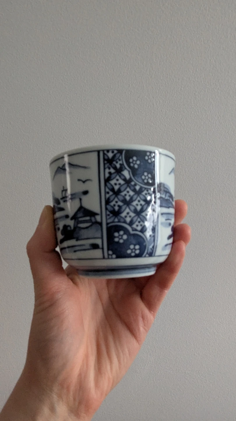 Blue and White Japanese Tea Cup with Lid #freecycle - photo 3