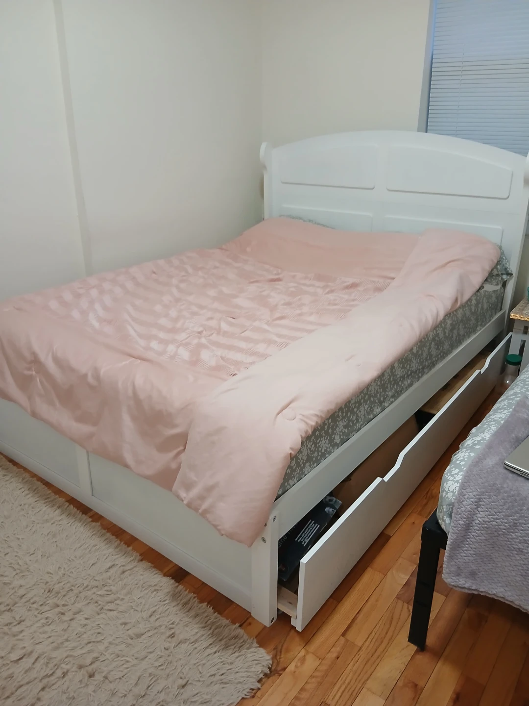 Queen White tundle Bed Frame with mattress