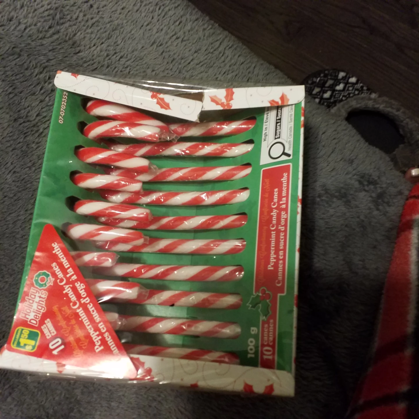 Holiday Delights Peppermint Candy Canes - 10 Pack