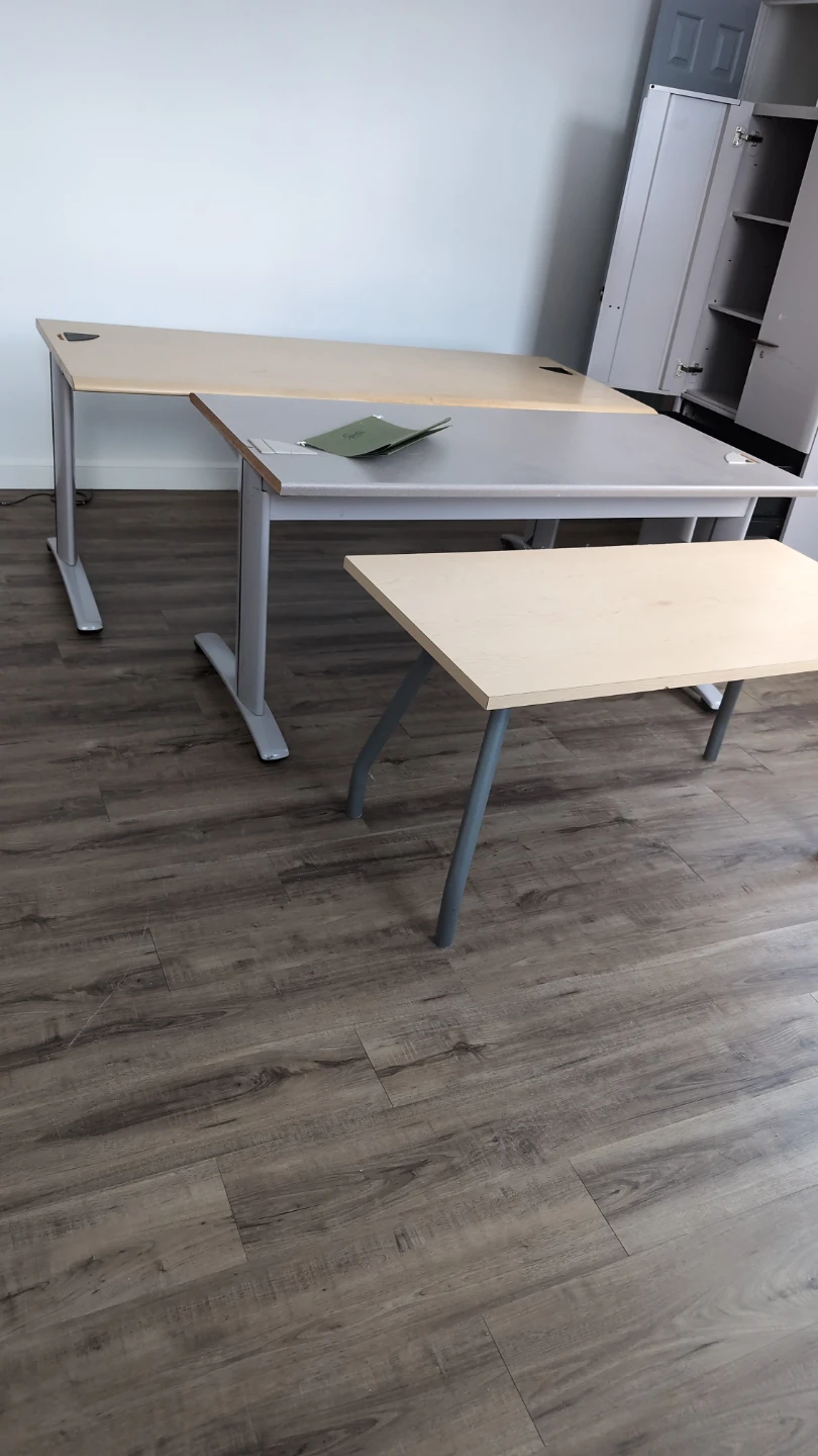 Office Desks