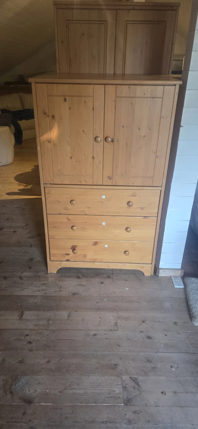 Wooden Wardrobe with Drawers - photo 4