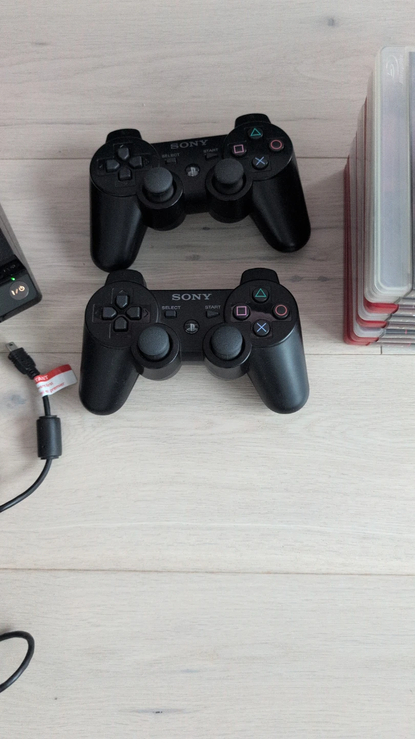 Sony Playstation 3 Slim (PS3) with Games & Controllers - photo 3