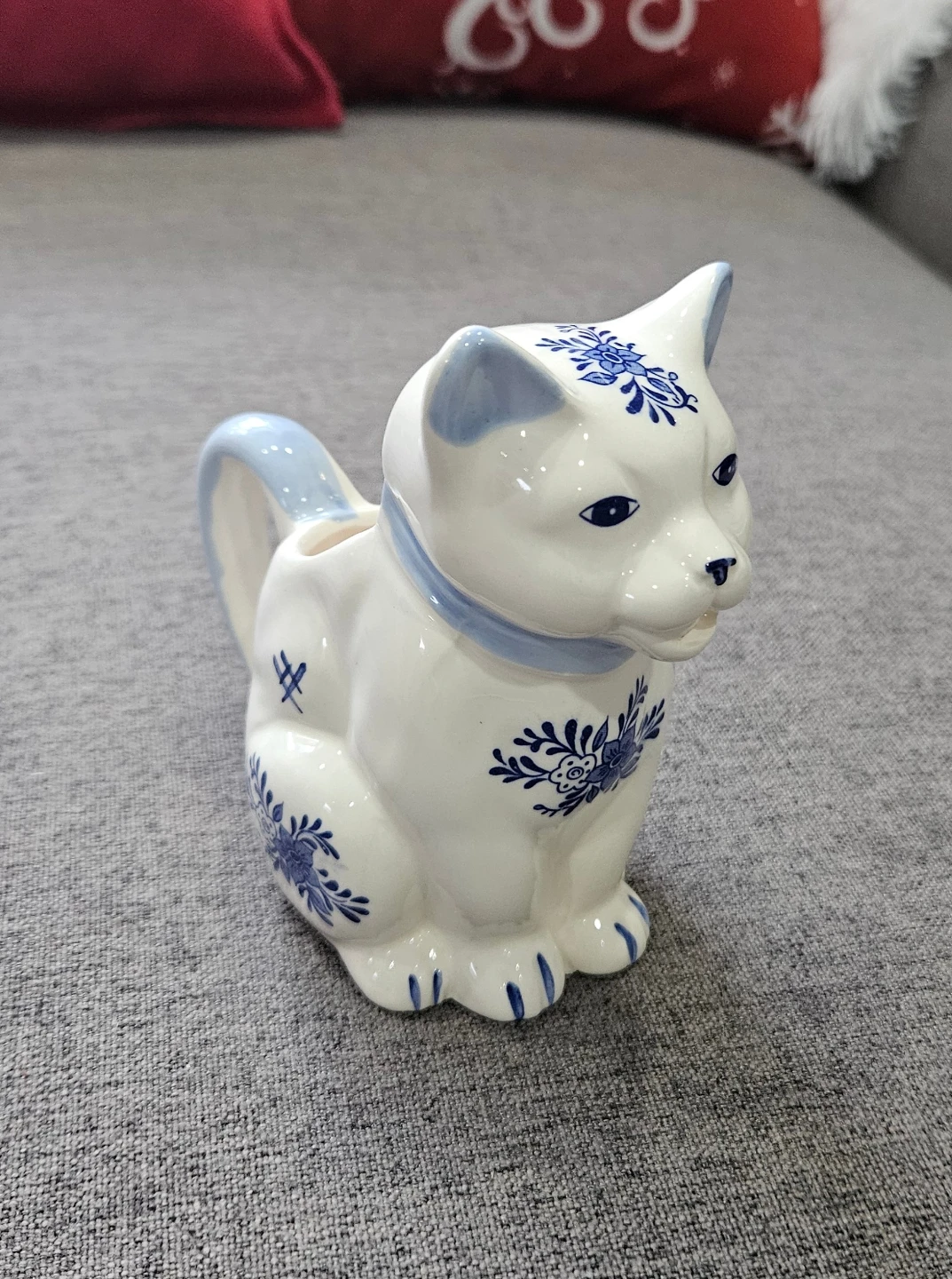 Cat Creamer Pitcher - Blue & White
