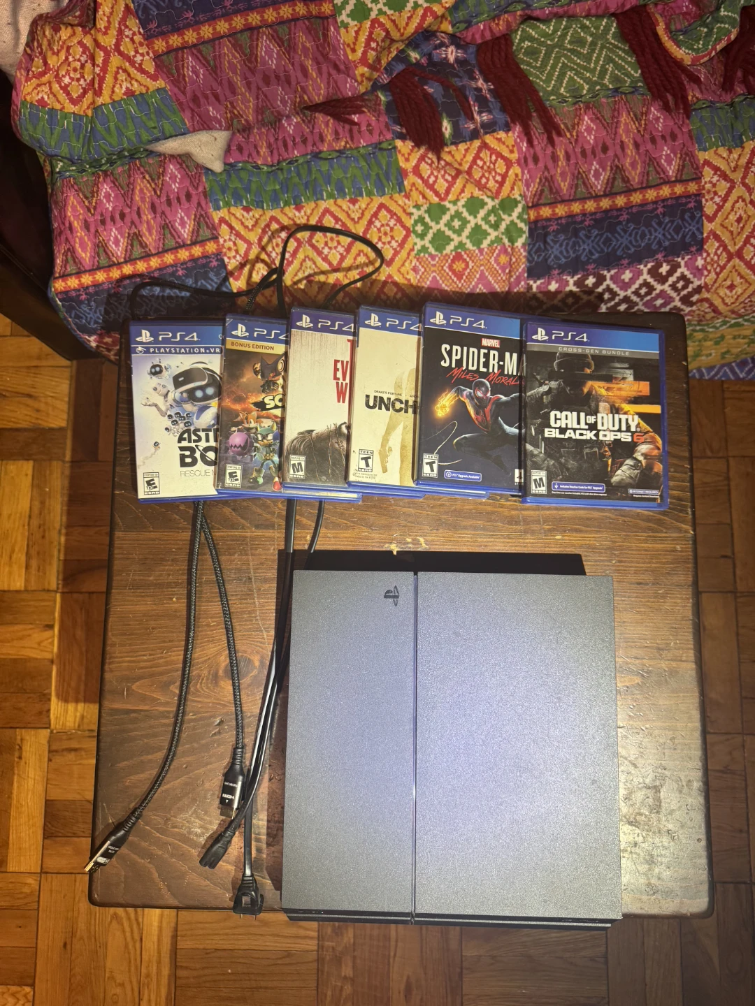 PlayStation 4 (PS4) with Games