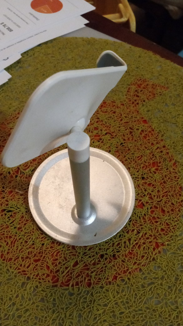 Adjustable Phone Stand - photo 2