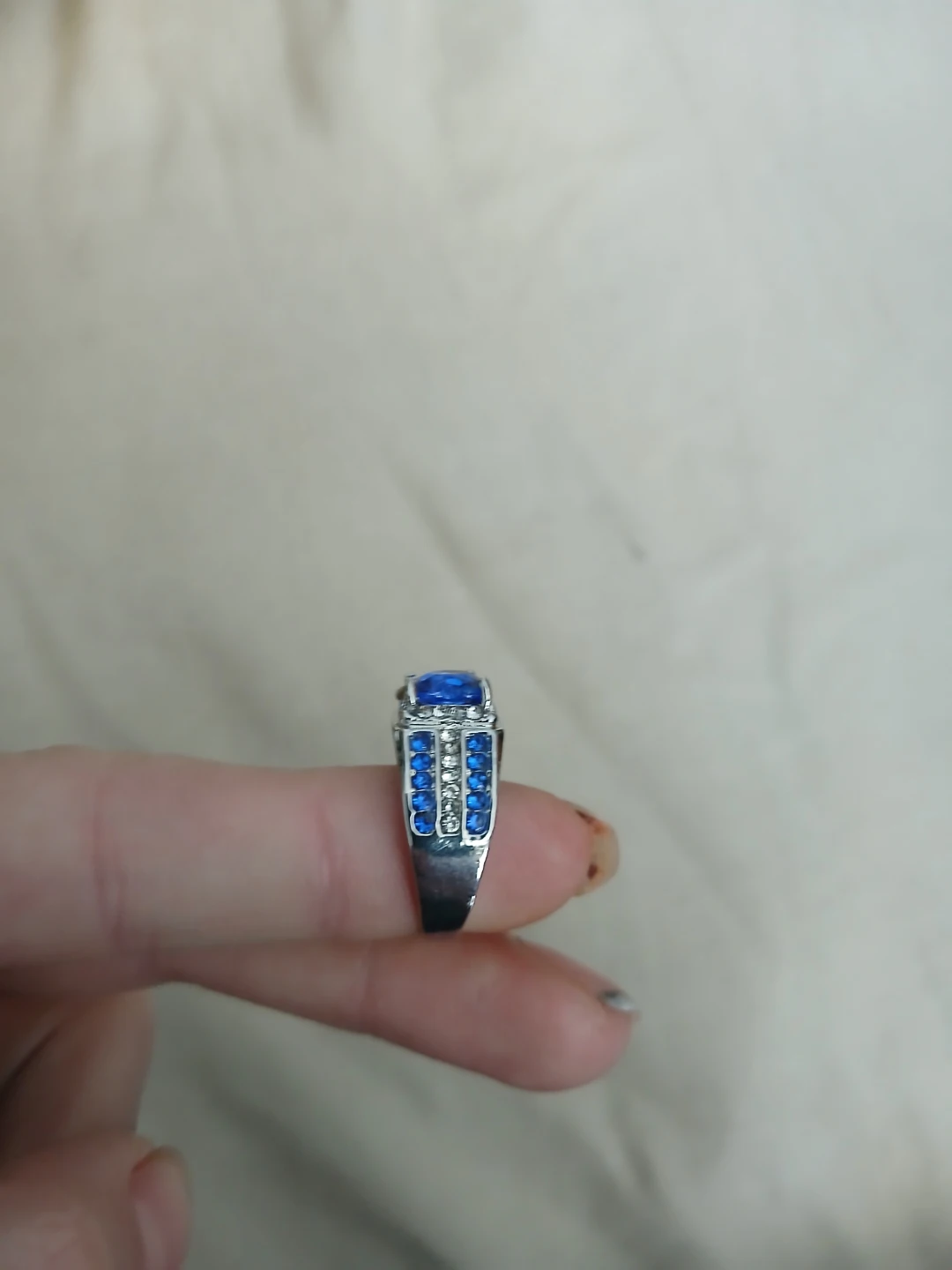 925 Silver And Lab Grown Saphire Ring - photo 2