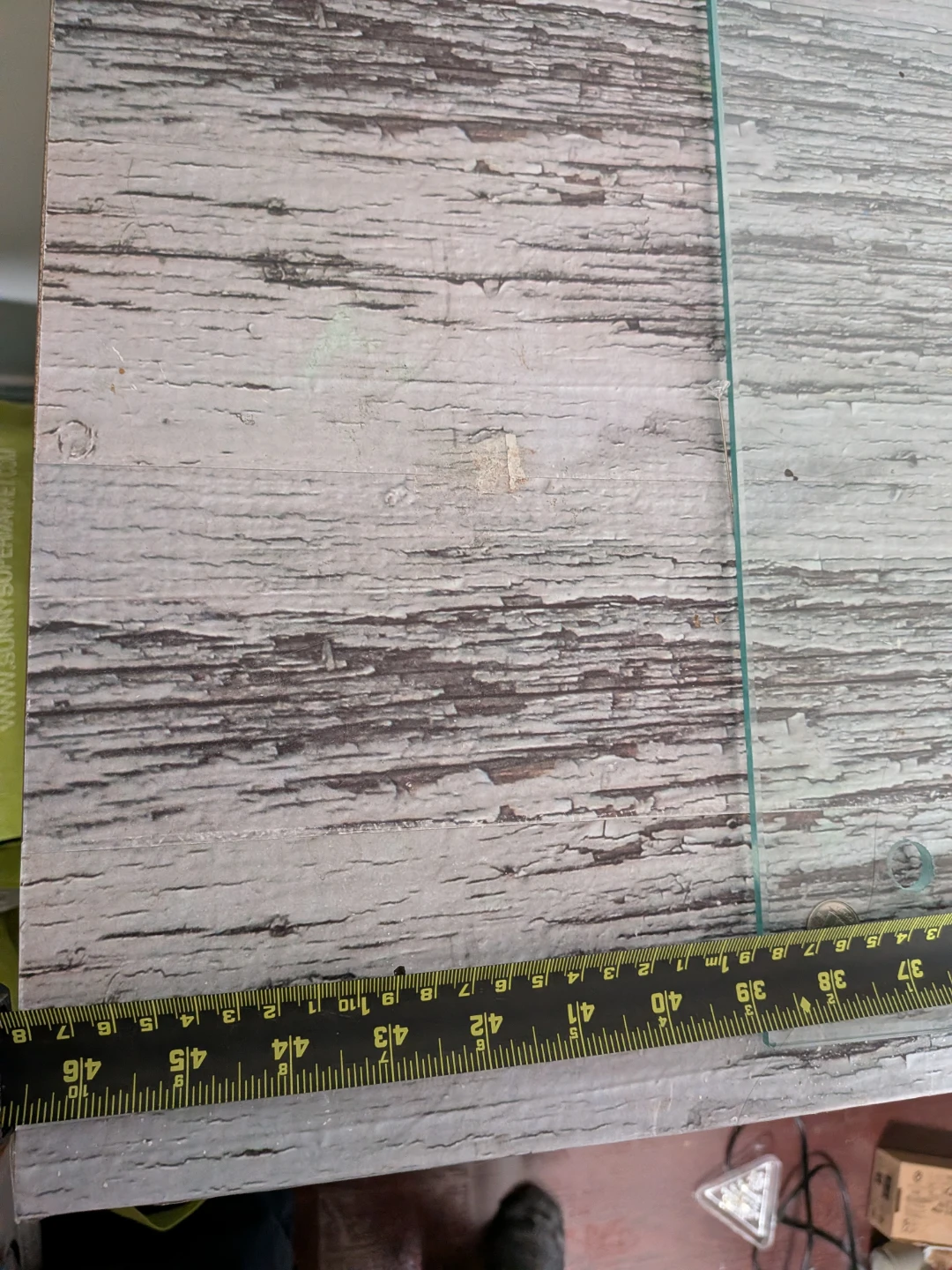Desk - photo 3