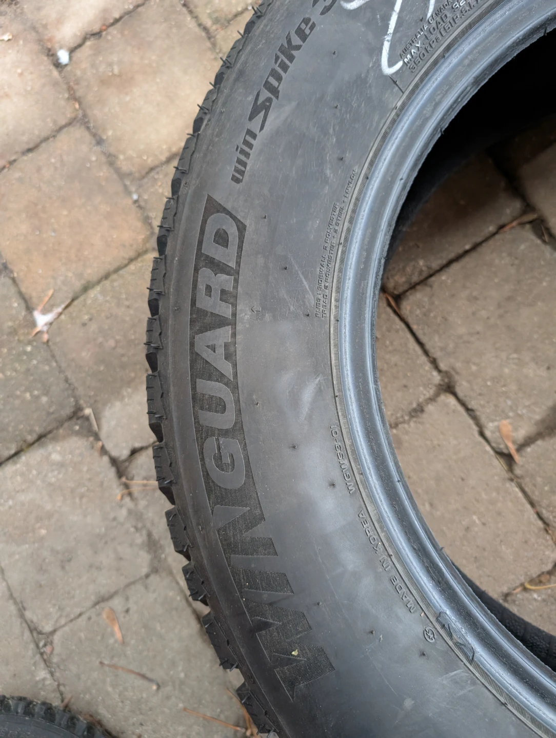 4 Nexen WinGuard WinSpike 3 Snow tires (245/60R18) - photo 4