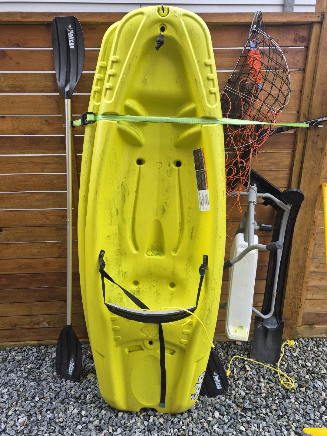 Pelican Kayak with Paddle