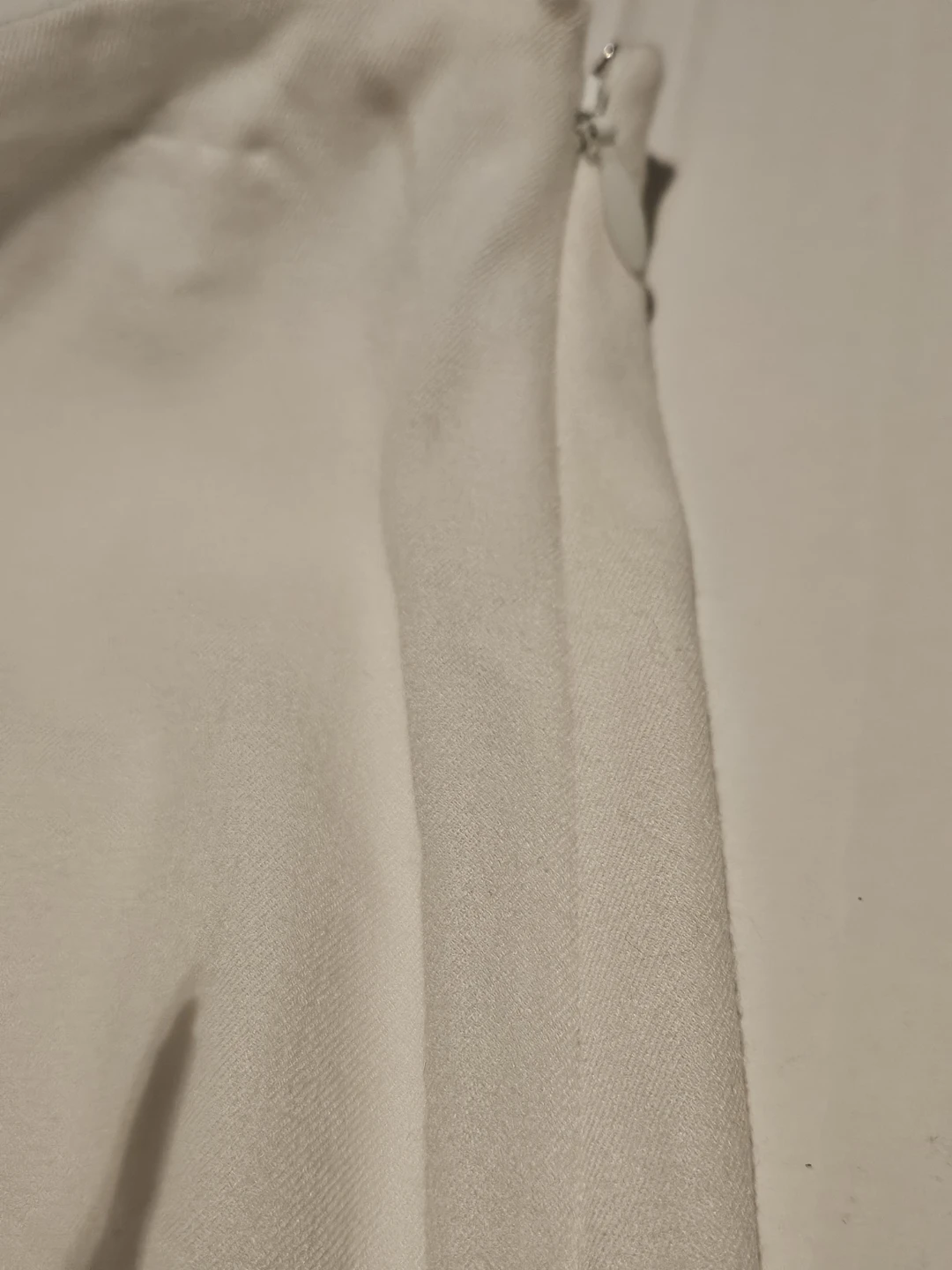 Elie Tahari White Pants