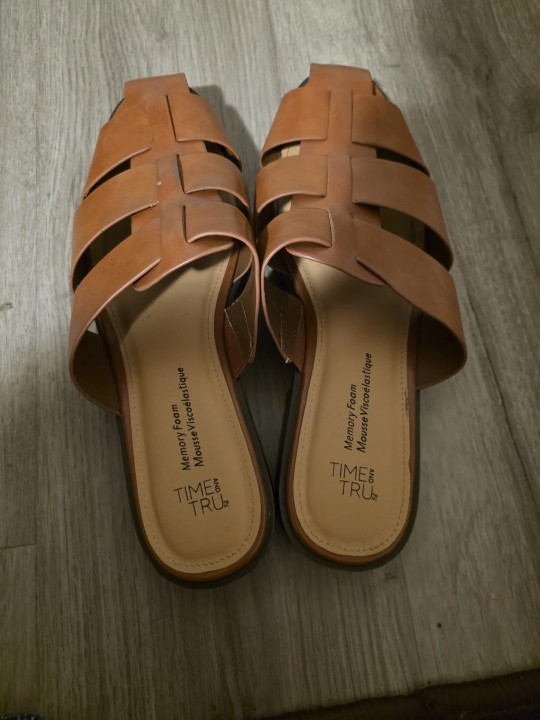 Time and Tru Size 10 Brown Sandals