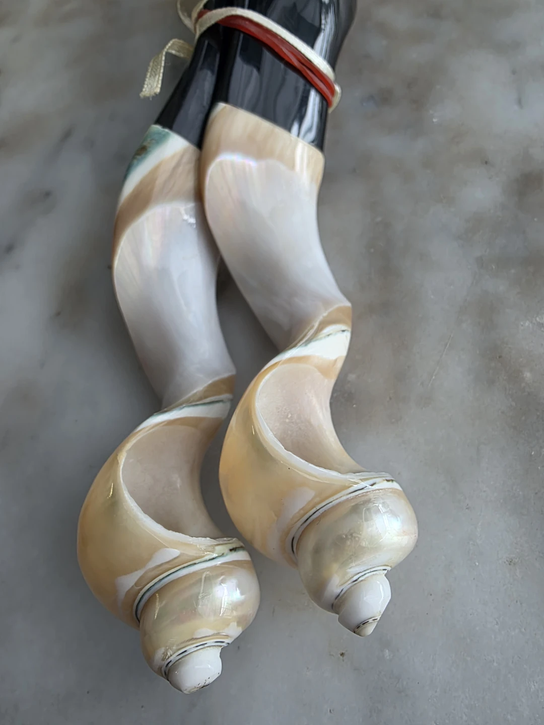 Salad Servers with Horn and Shell Handles - photo 4