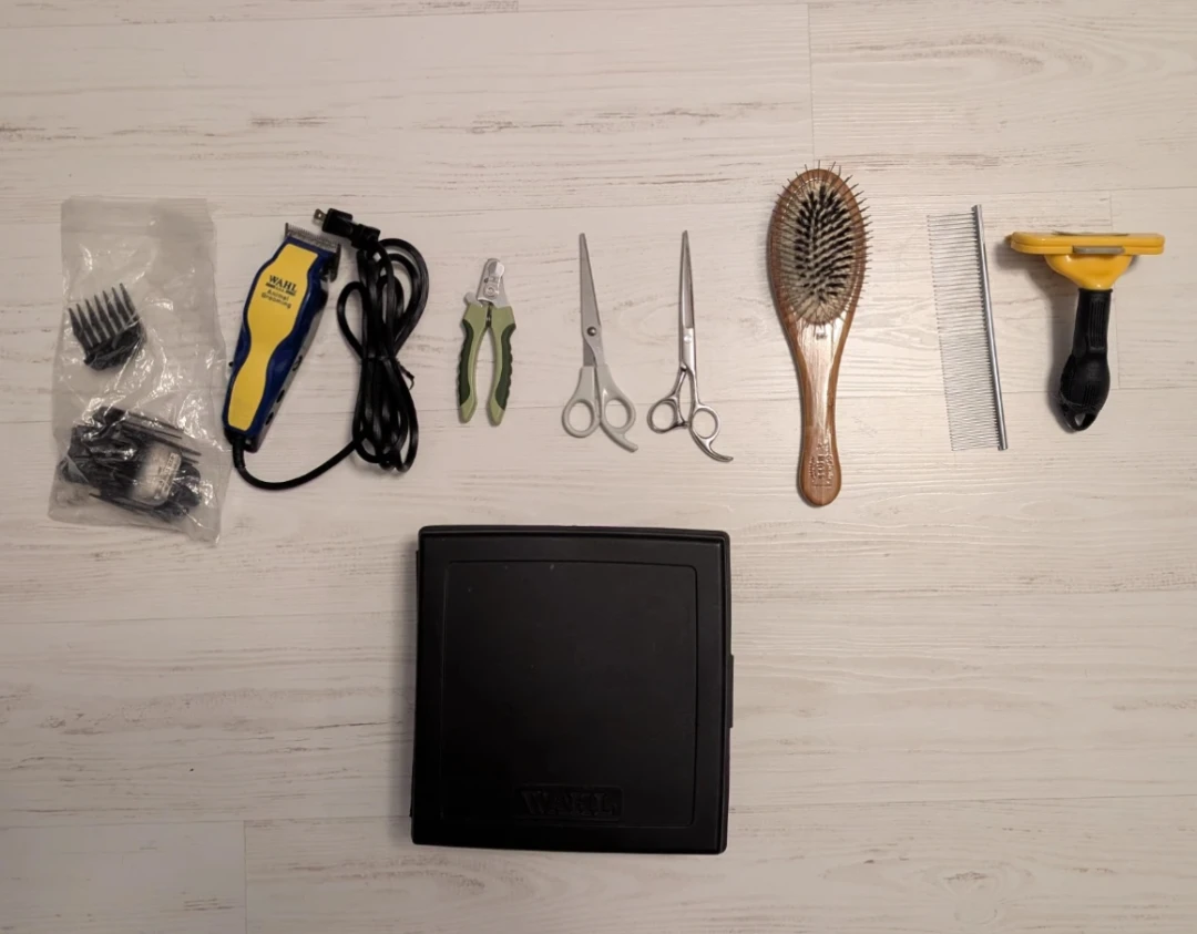 Wahl Pet Grooming Kit with Clippers & Accessories - photo 2