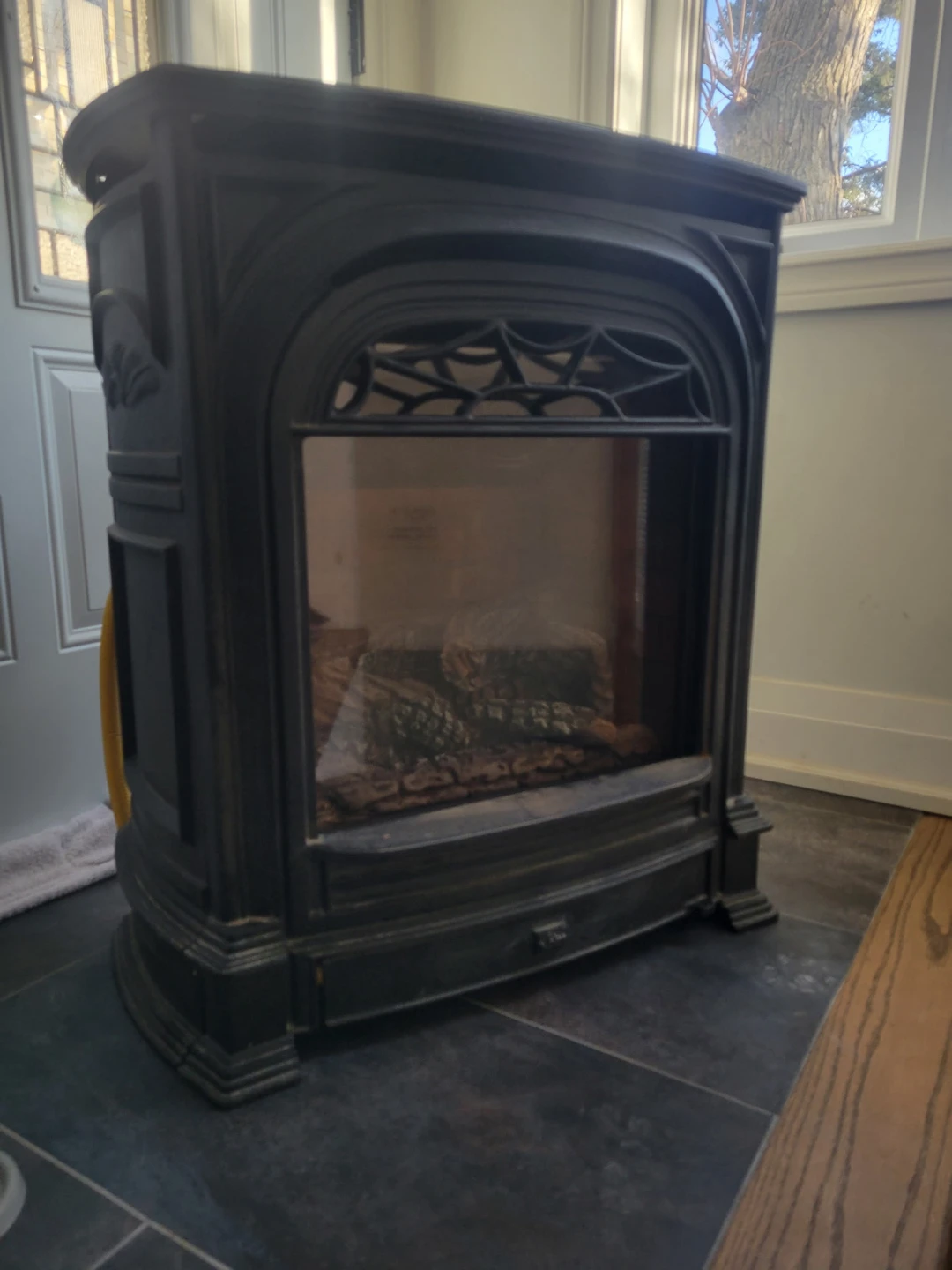 Valour Gas Fireplace - Freestanding - photo 4