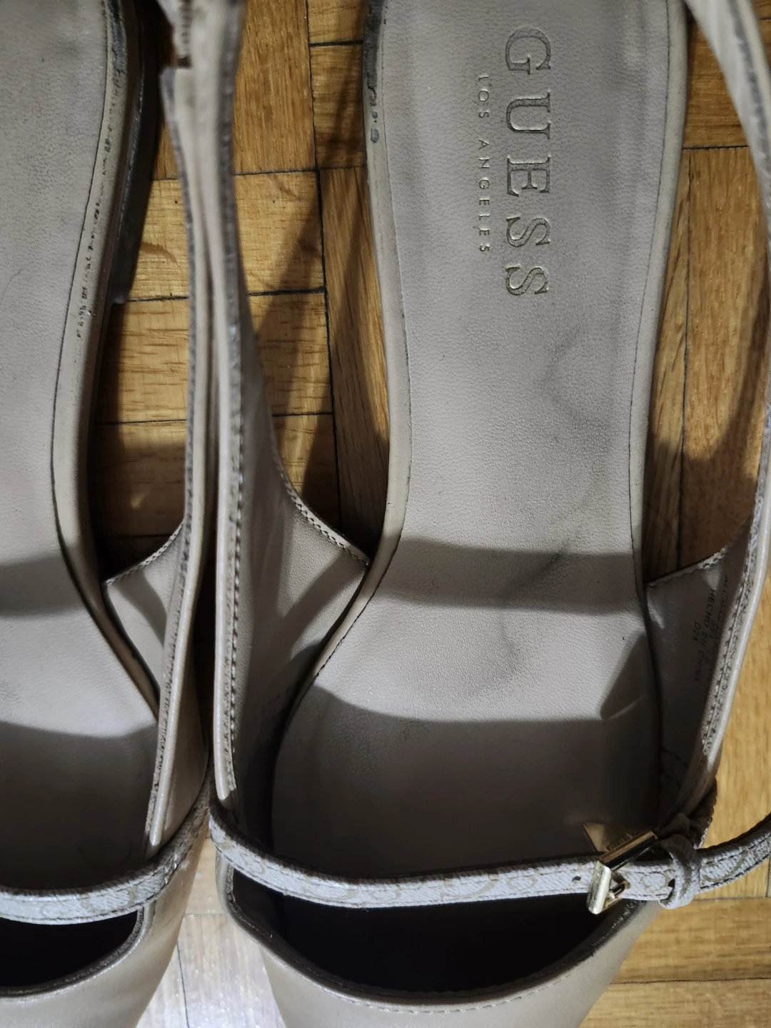 Guess Women's Beige Pointed Toe Slingback Flats - photo 5